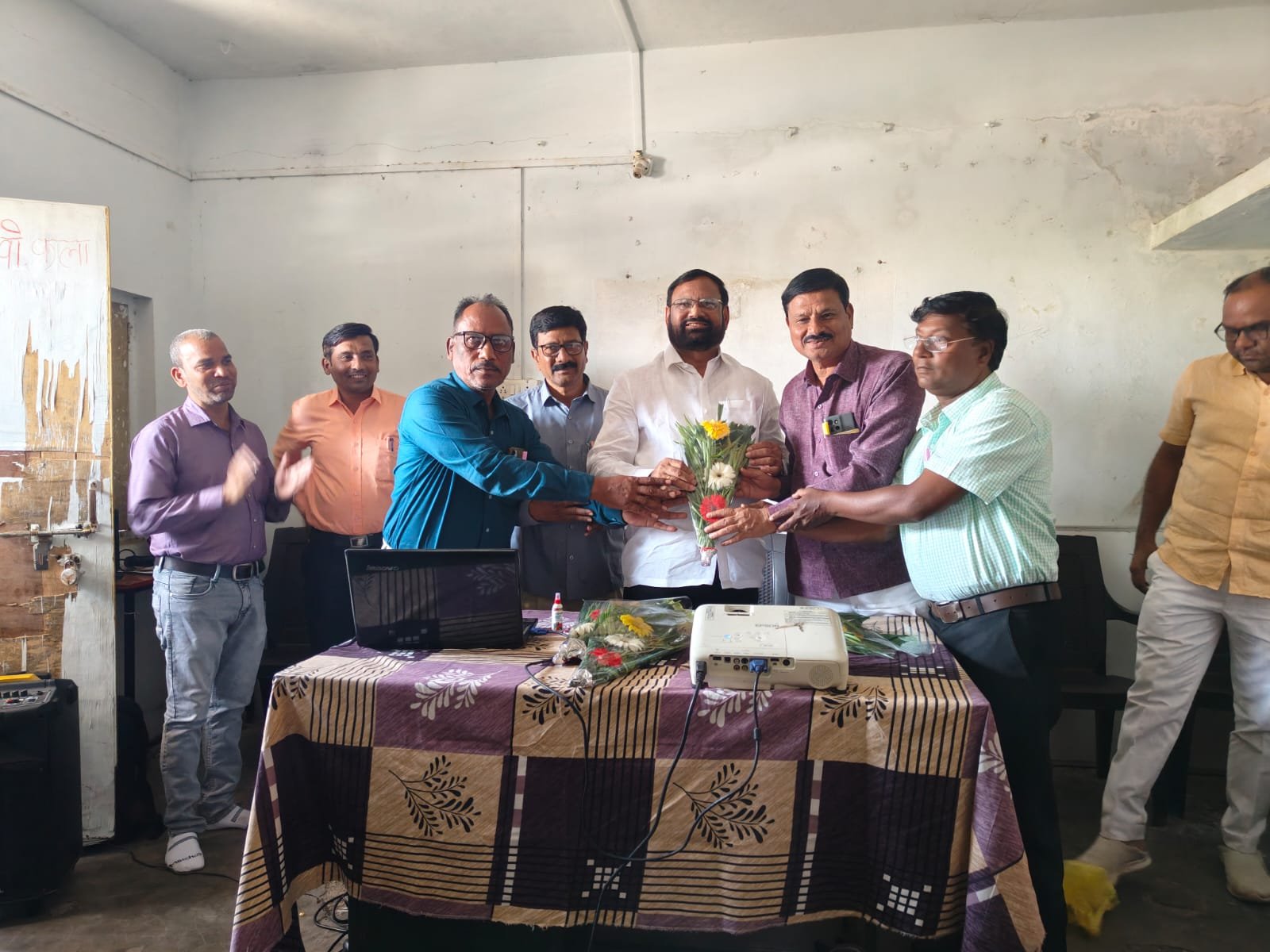 विद्यार्थी घडविणे हेच शिक्षकांचे कर्तव्य आमदार सुधाकर अडबाले