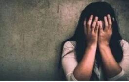 लग्नाचे आमिष ::अल्पवयीन मुलगी गर्भवती